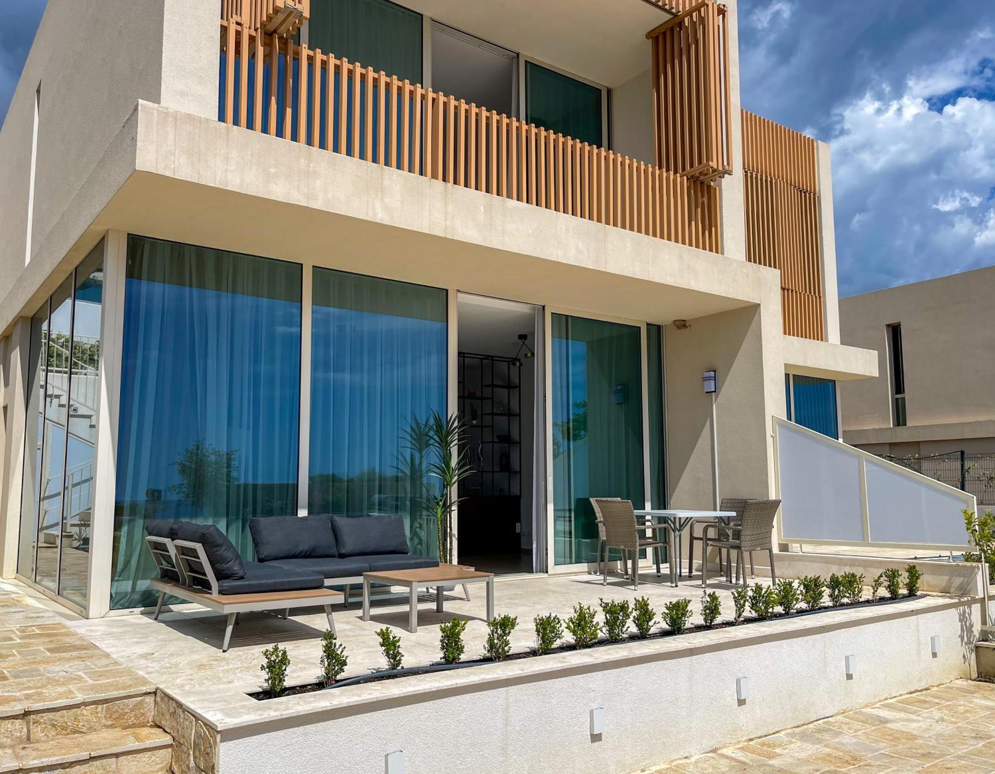 Villa Verde - Your Coastal Haven Retreat Himare Exteriör bild